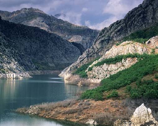 Las reservas hidráulicas del Tajo y Guadiana superan el 65%