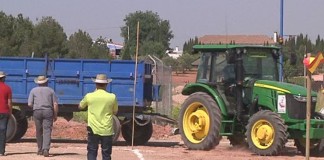 Alcázar de S.Juan recupera tradición de concursos de arada y remolques