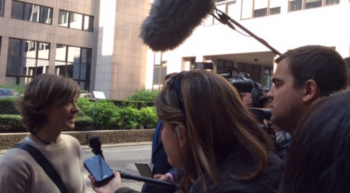 GªTejerina insiste necesidad reequilibrar oferta y demanda para mejorar precios lácteo