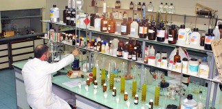 Caja Rural C-LM renueva acreditación ENAC para análisis de aceite oliva