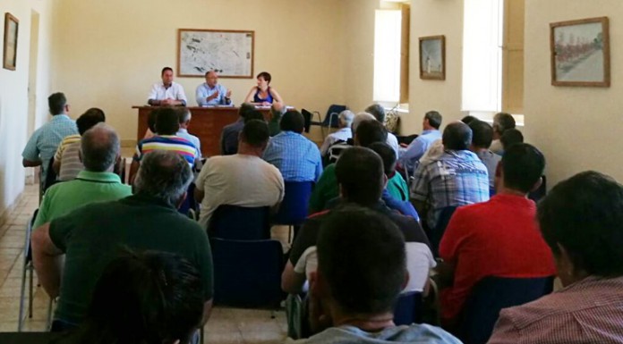 Unidos para que ningún litro de leche se quede en ganaderías