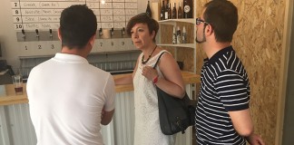 La cerveza artesanal ‘Salvaje’ se hace alcazareña