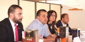 La Junta considera “imprescindible” elaboración de brandy a partir de vino