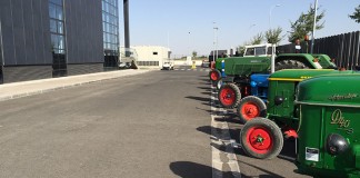 La Asociación de Tractores Antiguos conoce las instalaciones de Alvinesa