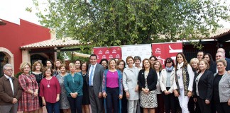 Merino: «Las mujeres rurales son ejemplo de fortaleza, valentía y coraje»