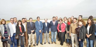 El arreglo de una carretera incidirá positivamente en la industria agroalimentaria