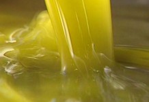 La UE reduce la producción de aceite de oliva en la campaña 2025/26, asumiendo la caída en España aceite de oliva