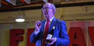 Custodio Zamarra: “En el vino se paga el continente y el contenido”