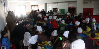 UPA-Jaén promociona aceite de oliva en colegios toledanos
