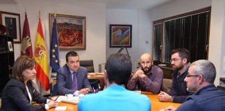 Vehículos de agentes medioambientales llevarán rotativos luminosos azules «por seguridad»