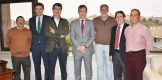 Caja Rural Castilla-La Mancha recibe al presidente de la D.O. Méntrida