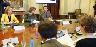 Pide al Ministerio que España sea primera en posicionarse en PAC