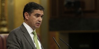 El diputado socialista González Ramos defiende en el Congreso prohibir «fracking»