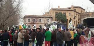Plataforma Defensa de Agricultura y Ganadería Ecológicas se concentra en Toledo