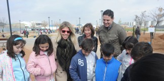 Ayuntamiento Tomelloso celebra Día del Árbol con escolares, plantando árboles