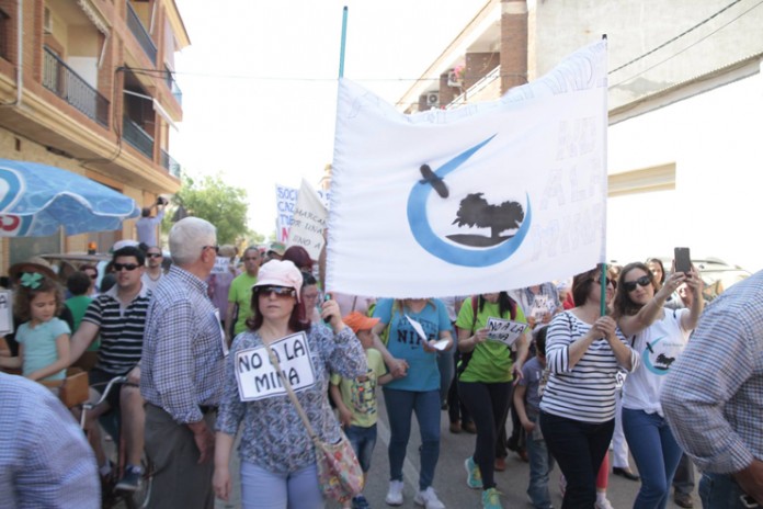 TIERRA VIVA MANIFA 21 MAYO