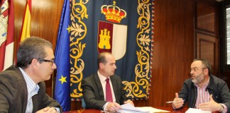 Junta y APAG analizan consecuencias para sector agrícola de rechazo presupuestos