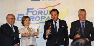 García Tejerina: «España es pionera en defender denominaciones geográficas de zonas vinicolas»