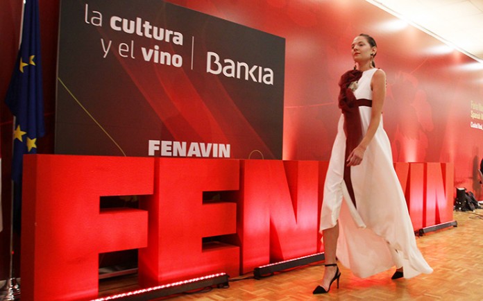 FENAVIN DESFILE