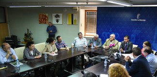 Ataques por fauna, jóvenes y agua centran encuentro Consejería de Agricultura-ASAJA