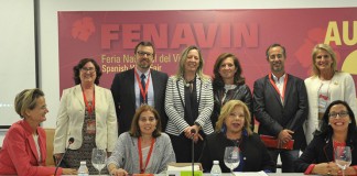 El 46% de las mujeres prefiere beber vinos tintos