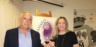 Brindis por las Bodegas de Manzanares y la calidad de sus vinos