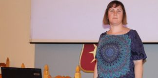 Amfar debate la importancia de tener testamento en casos de herencias