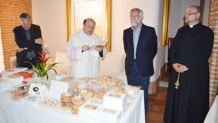 RAMOS INAUGURA FERIA DE DULCES DE LAS MONJAS2, 12-06-17