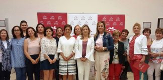 Lola Merino renueva su cargo de presidenta de AMFAR por aclamación popular