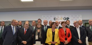 Ministra de Agricultura inaugura nuevas instalaciones Dcoop-Baco de Alcázar de San Juan