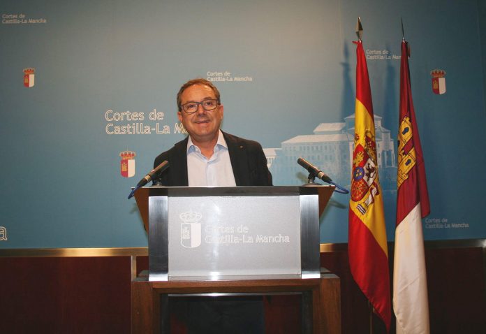 Antonio Martínez en rueda de prensa