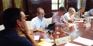 Plantearán «plan de emergencia» para garantizar futuro de productores fruta hueso