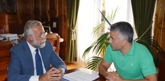 Propondrá modificar ordenanza para marcar distancias de explotaciones porcinas con Gamonal