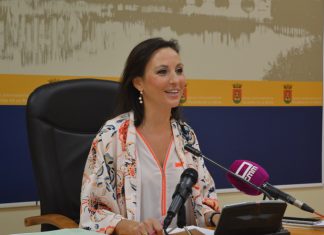 Pide a oposición que reclame a Junta medidas sobre explotaciones porcinas