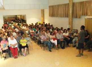 Acto informativo sobre macrogranjas porcinas en Villanueva de la Jara (Cuenca)