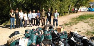 Ecologistas recoge 400 kg basura en márgenes de Júcar y Moscas