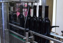 El Ministerio de Agricultura garantiza la continuidad de las ayudas de la Intervención Sectorial Vitivinícola en 2028 embotelladora