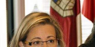 AMFAR recibe el premio “Menina” por lucha contra violencia de género