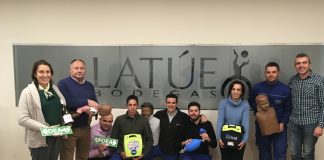 Bodegas Latúe instaura el primer espacio cooperativo cardioprotegido de Castilla-La Mancha