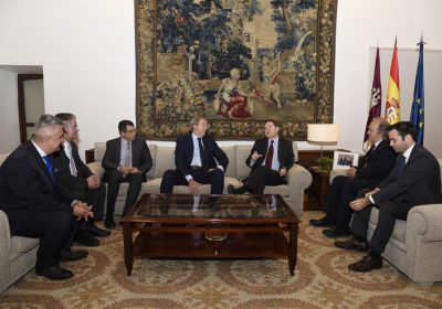 Ibercacao S.L presenta a García-Page planes de expansión en Quintanar de la Orden