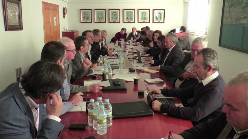 Reunión-del-comité-hispano-francñes-en-la-sede-del-Consejo-Regulador