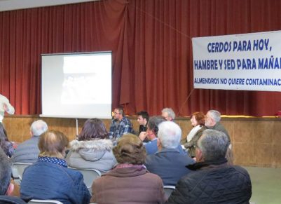 90% de vecinos de Almendros se opone al proyecto de macrogranja