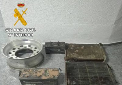 Dos detenidos por robo con fuerza en parcela de maquinaria agrícola