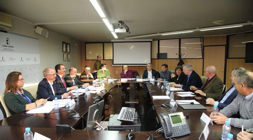 Posible contingentación de la producción de leche de oveja, para compatibilizar rentabilidad de explotaciones e industrias