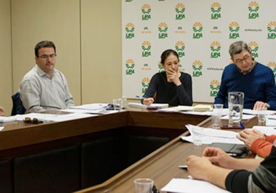 UPA insiste en su rechazo a las macrogranjas de vacas