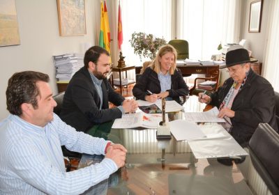 Ayuntamiento Tomelloso formaliza cesión del edificio de antigua estación a la Masa Mancha Occidental II