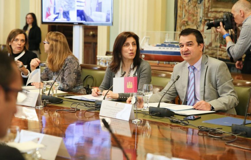 p1cal2e3u5nqf18i15ekb20un84