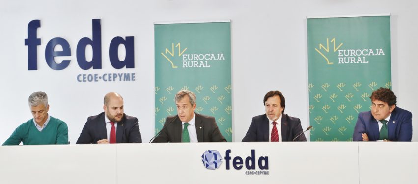 20180510 FOTO FAMILIA CONVENIO FINANCIERO FEDA