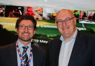 Dcoop acompaña comisario europeo de Agricultura en misión comercial a China