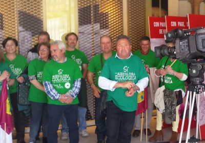 ¡¡¡NO NOS RENDIREMOS!!!. Plataforma en Defensa Agricultura y Ganadería Ecológicas